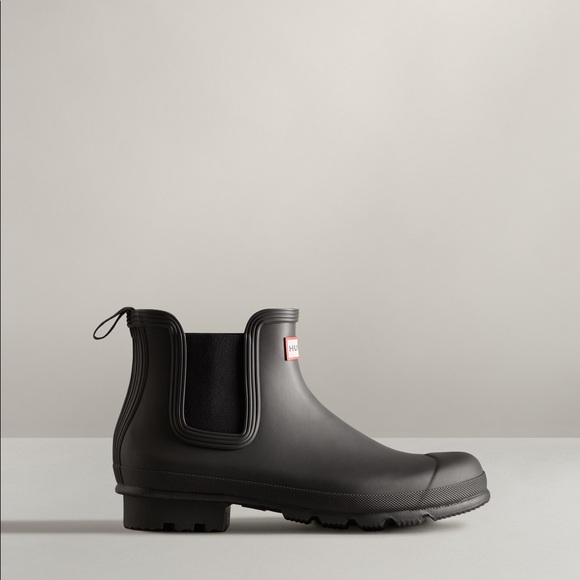 Hunter Other - Hunter Men’s Original Chelsea Boots in Black